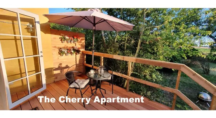 The Cherry Apartment - 'Den Gule Svane' Guest House - near Rønne & Beach - Image 1
