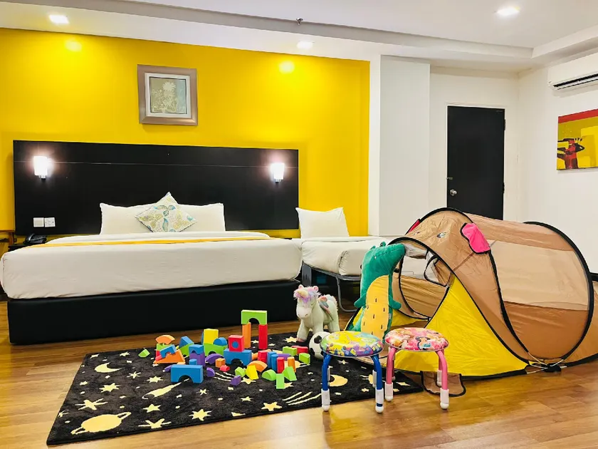 Hotel Sentral Riverview Melaka - Image 1