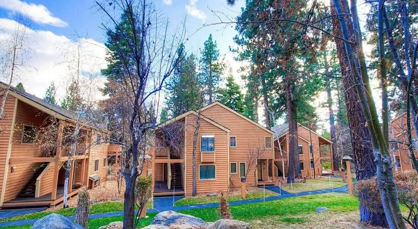Delightful McCloud condo - Image 1