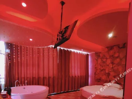 Weijing Hotel - Image 1