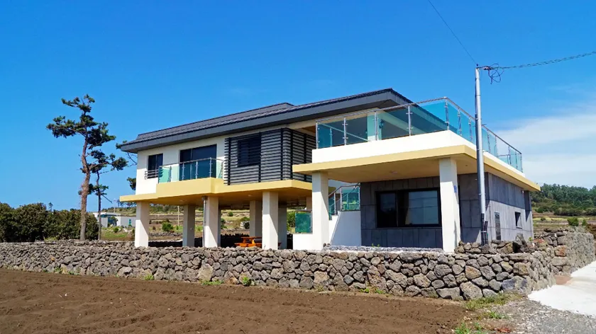 Mirine Jeju - Image 1