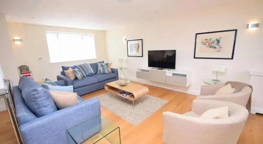 Tabernacle Cottage, Birdham - Image 1