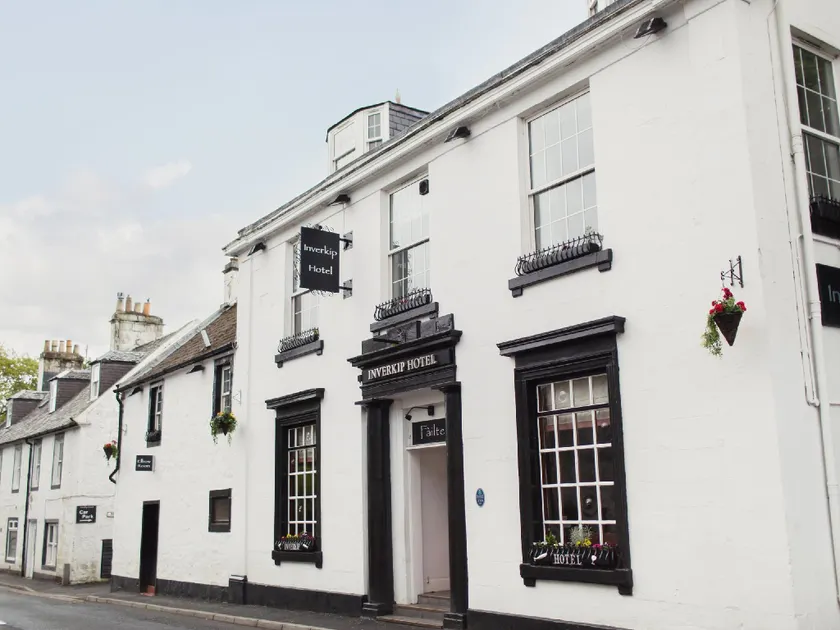 The Inverkip Restaurant, Bar & Hotel - Image 1