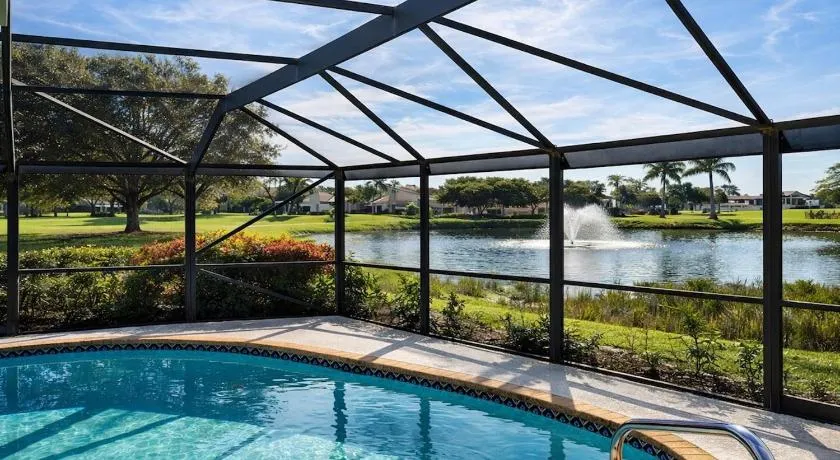 PGA Gated, Golf, Pool, Lakeview, Couples, Families, Sleeps 8 - Image 1