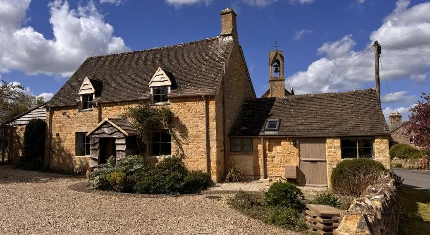 Period Village Cotswold Cottage near Cotswold Way - Image 1