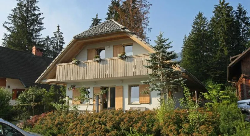 Apartma LODI BOHINJ Za dve,štiri, šest, ali osem oseb - Image 1