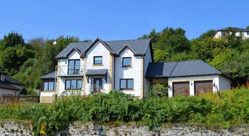 Clydeside Villa - Image 1