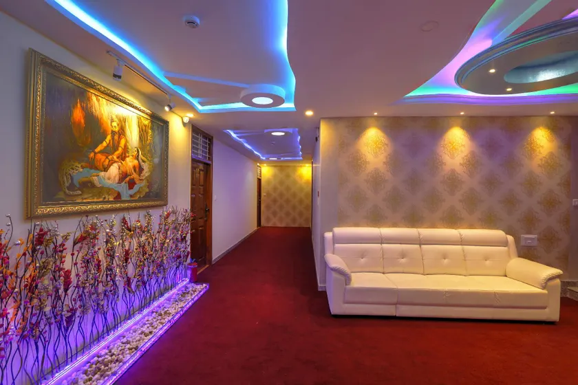 Hotel The Prince Royal - Image 1