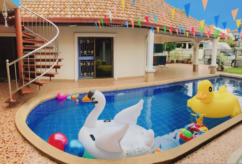 Pattaya Pool Villa By Arrowmini - Image 1