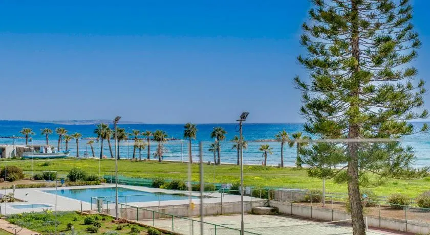 Lordos Deluxe 2bd Duplex with pool and Seaview - Image 1