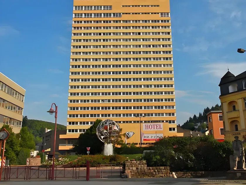 Opal Hotel - Image 1