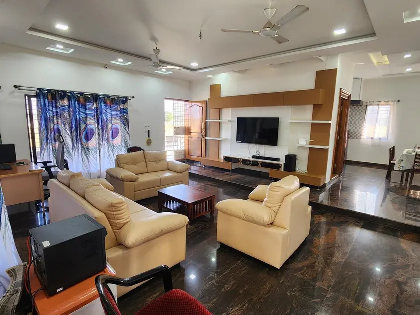 Hampi Premium Homestay with Cook - Image 1