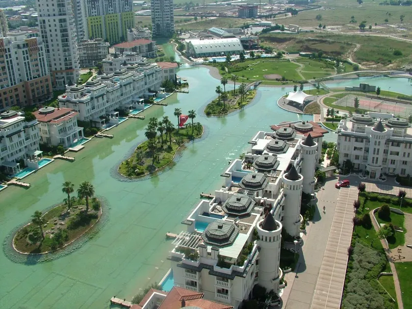 Amazin lake view - Image 1