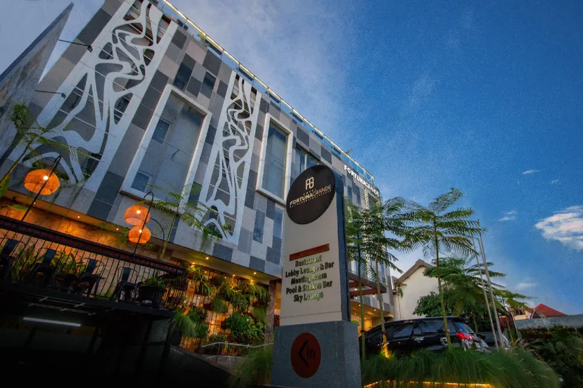 Hotel FortunaGrande Malioboro Yogyakarta - Image 1