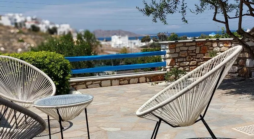 Cycladic Elegant Apartment - Image 1
