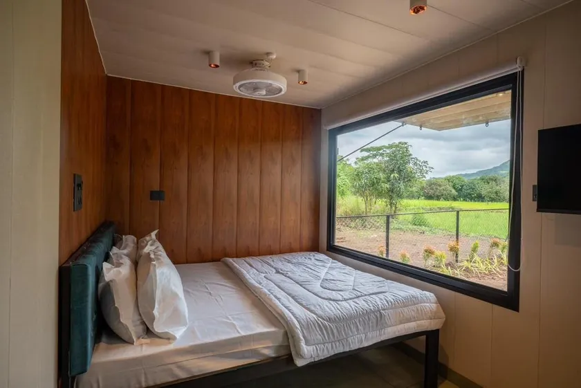 Container stay | Private Jacuzzi | Lake view - Image 1