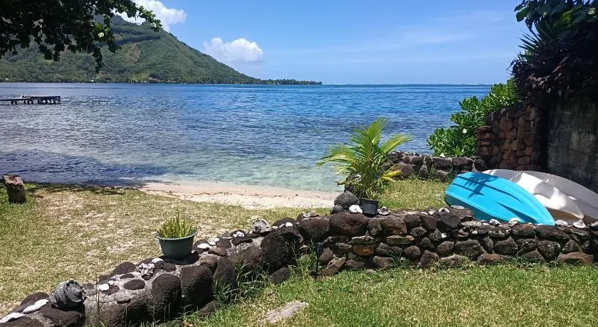 La PERLE de MOOREA Fare HONU Bord de Lagon Baie d'OPUNOHU - Image 1