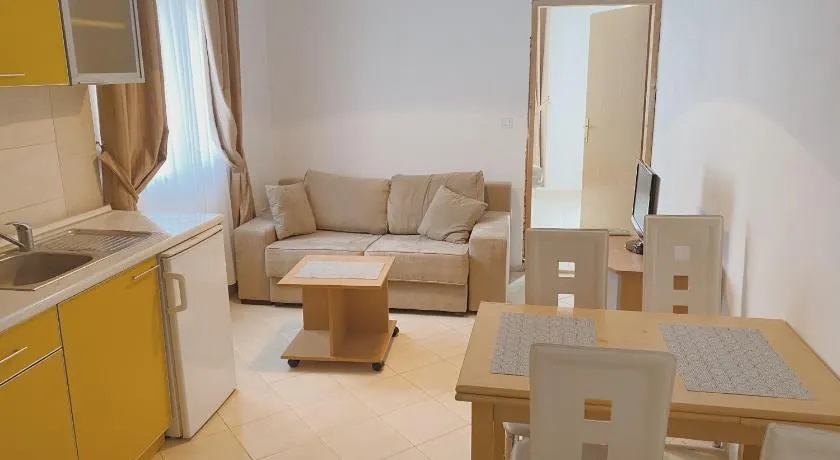 Apartments Sneki - Image 1