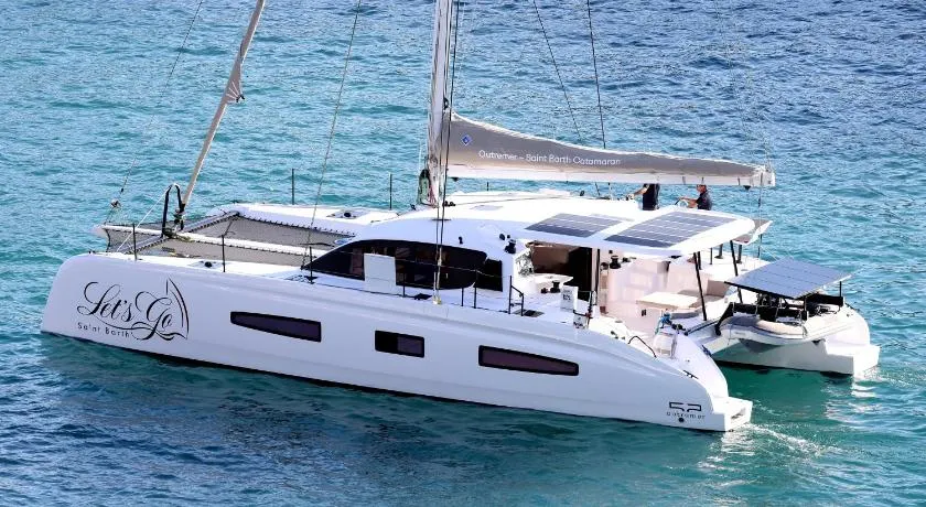 Let's go catamaran - Image 1