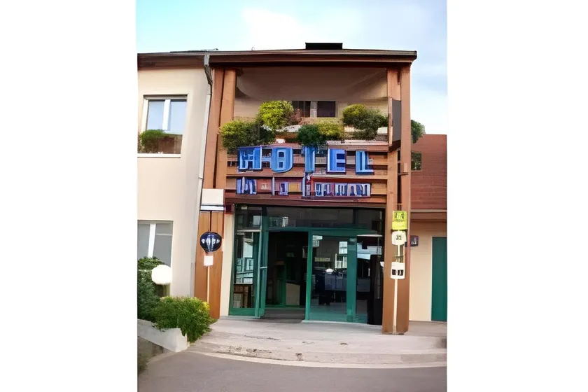 Hotel Restaurant De La Canner - Image 1
