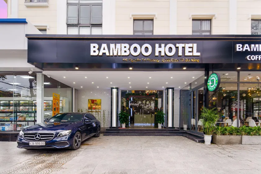 Bamboo Hotel - Image 1