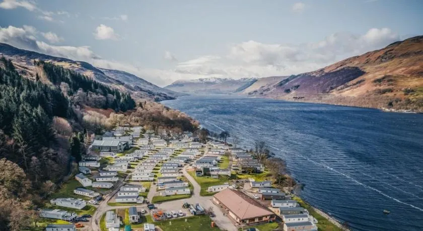 Loch Earn Holiday Home - Image 1