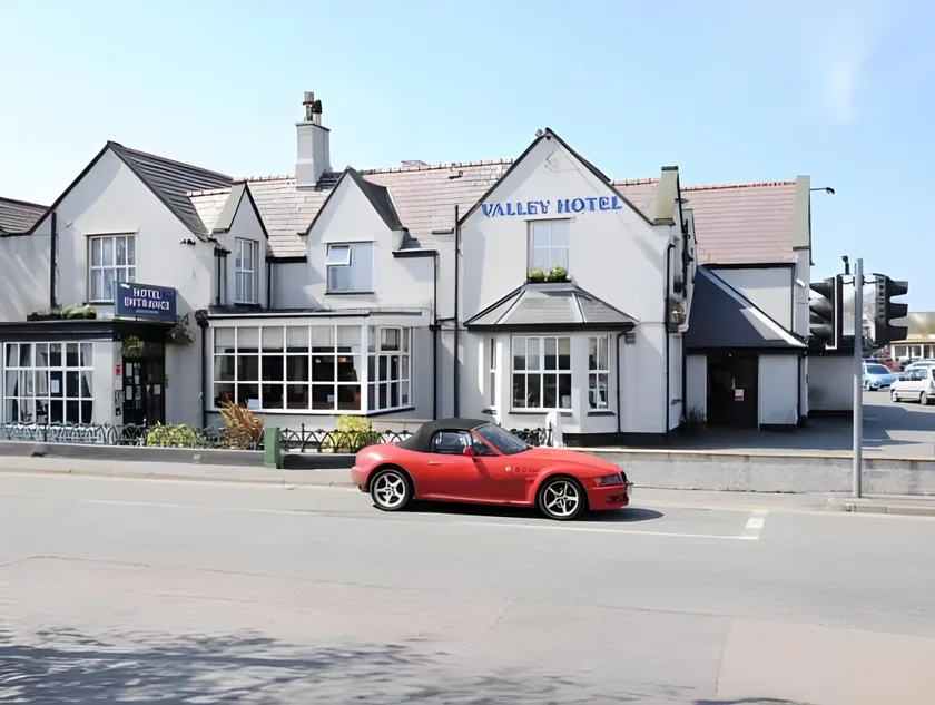 The Valley Hotel, Anglesey - Image 1