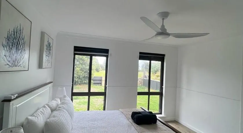 Madora Bay Beach House - Image 1