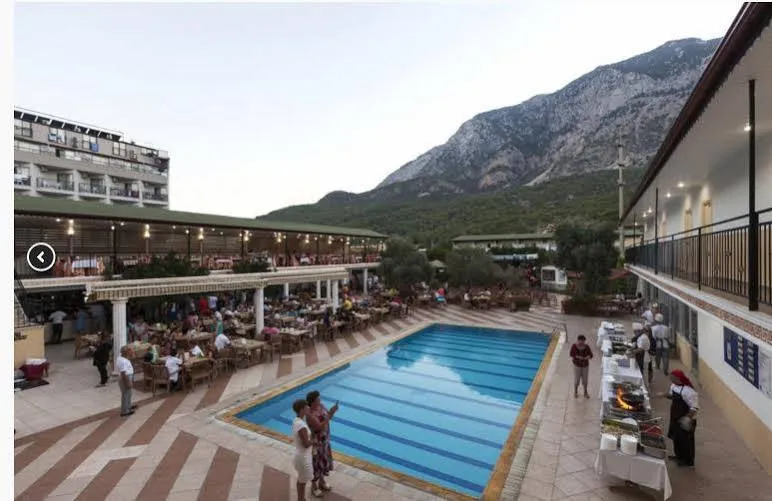 Matiate Hotel - Image 1