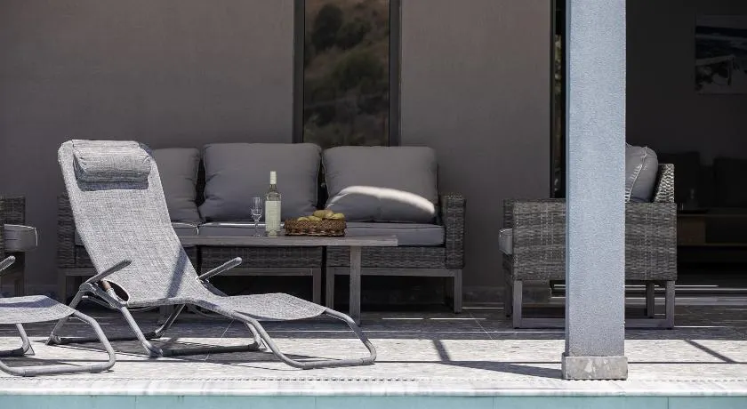 Villa Me - With Private Pool - Image 1