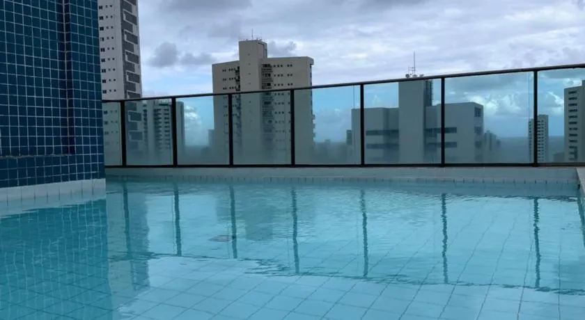 Flat - Boa Viagem para até 5 pessoas, andar ALTO vista Mar, Piscina, Wifi 500Mbps, - Image 1