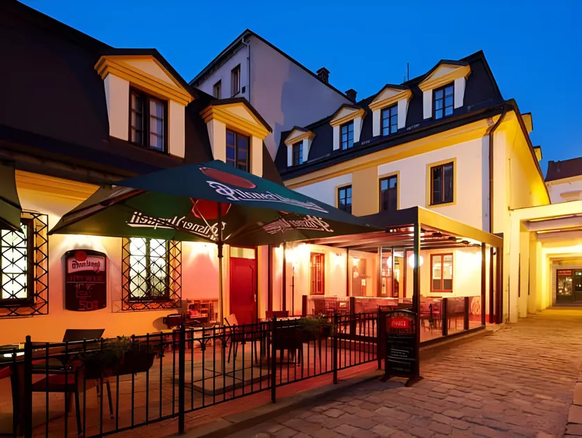 Hotel Nelly Kellys - Image 1