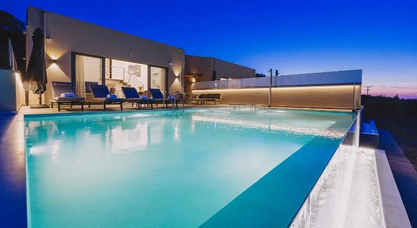 Pasiphae Luxury villa - Image 1