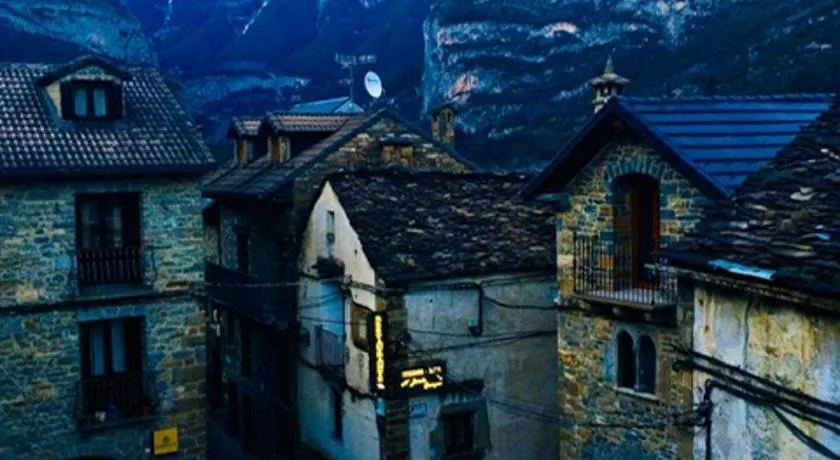 Apartamentos Valle de Ordesa-Torla - Image 1