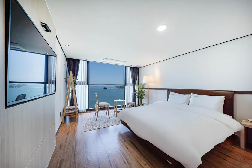 Namhae Hotel Urban Island - Image 1