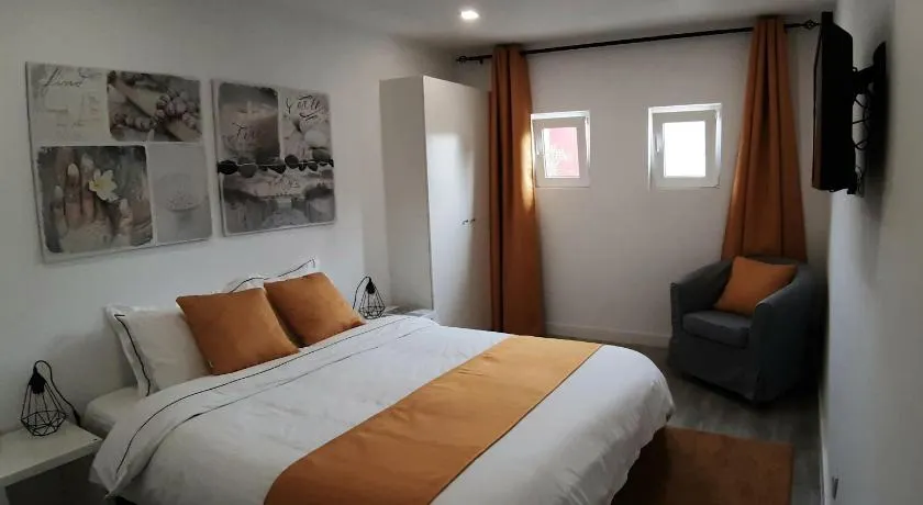 Encarnação Home - Image 1