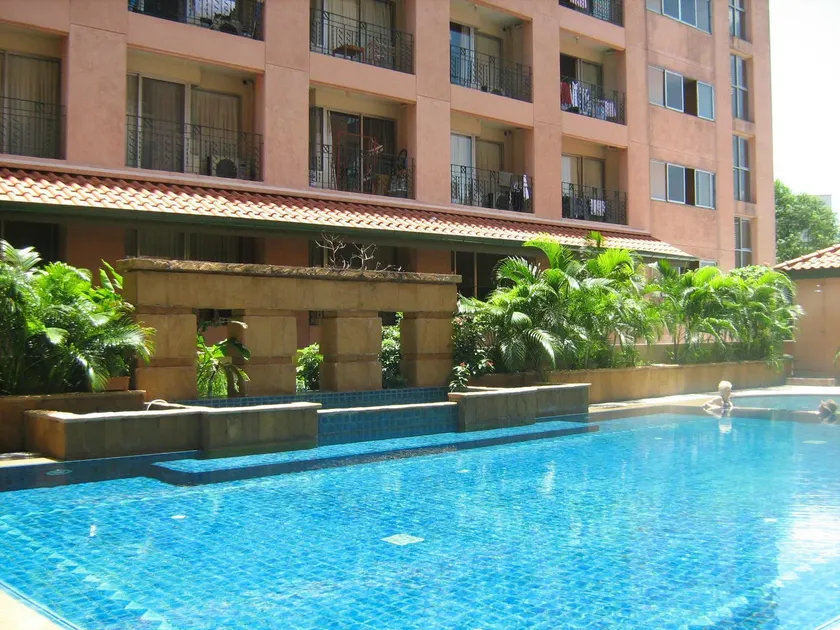 Nonsi Residence - Image 1