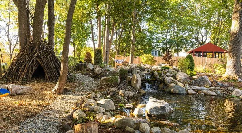 City Oasis and Spa Close to Beaches - Image 1