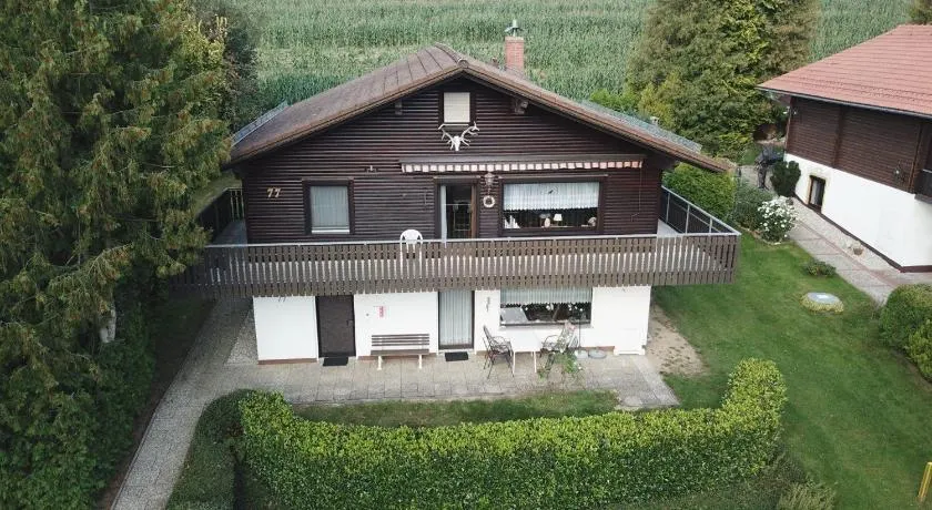 Apartamento 'Ferienwohnung Im Lamer Winkel' com vista para a montanha, terraço privado e Wi-Fi - Image 1