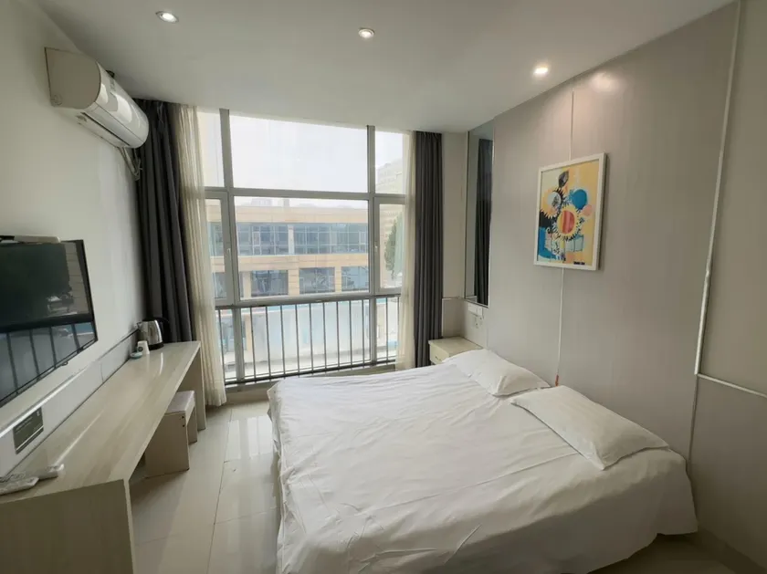 100 Inn Liangpin Hotel (Xingtai Railway Station Tianyicheng Branch) - Image 1
