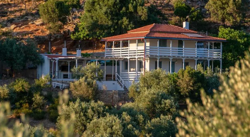 Villa Lakka - Image 1
