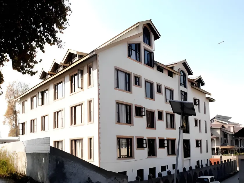 Welcome Residency - Image 1
