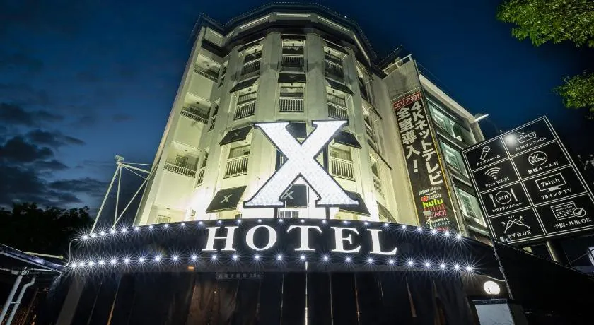 HOTEL X - Image 1