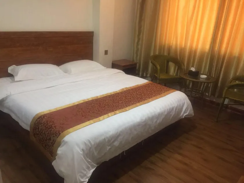 Yuanzheng Chain Hotel - Image 1