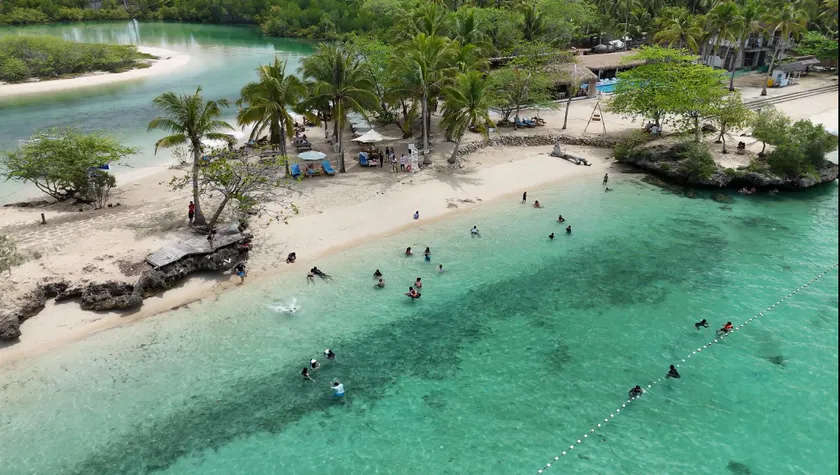 Chellie Rose Resort Hotel - Image 1