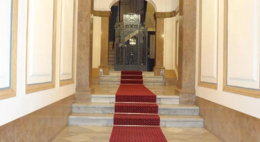 Hostal Sant Carlo - Image 1
