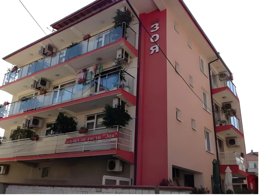 Zoya Guest House - Image 1
