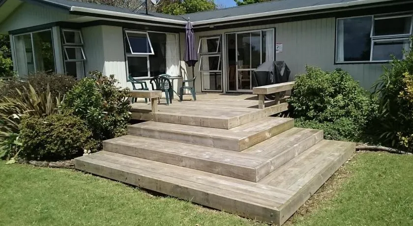 Aroha Island Eco Retreat - Image 1