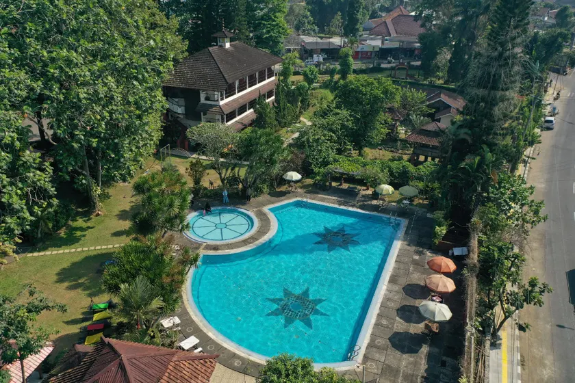 TAMAN SARI HOTEL DAN RESORT - Image 1