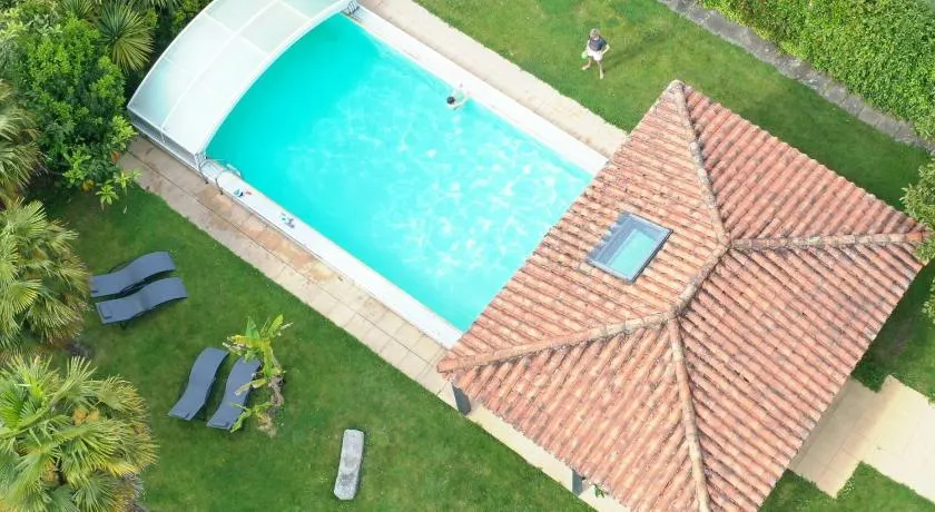 Chambre d'hôte BALI avec piscine chauffée - Image 1